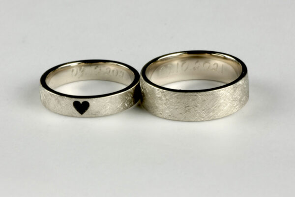 Classic wedding rings - model C3