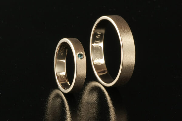 Classic wedding rings - model C8