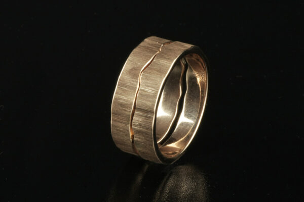Eve’s Rib wedding rings - model E1