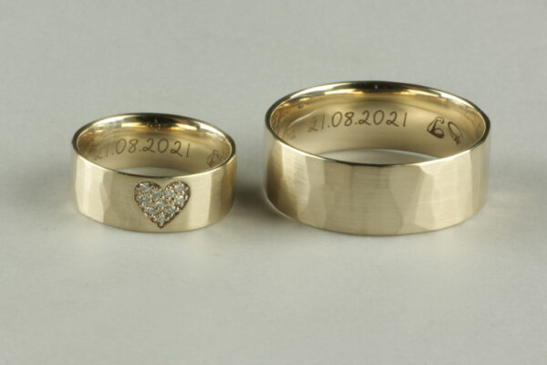 Fantasy wedding rings  - model F26